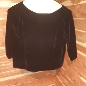 Vintage 40s Elegant Black Velvet Women's Top With Three-Quarter Length Sleeves